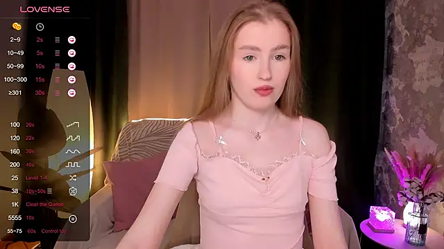 ShylaPie   online show from October 6, 2:28 am