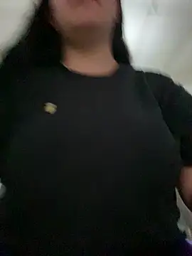 Snapshot of Emily_Taylor2 chatting on September 22, 1:59 am Emily Taylor2 online show from September 22, 1:59 am