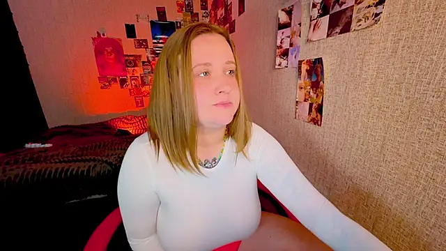 NaomiRey1 online show from May 27, 6:05 pm