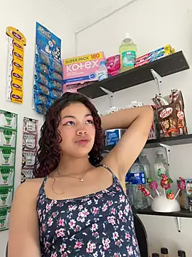 Camilla Miller01 online show from May 20, 9:45 pm