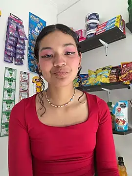 Camilla Miller01 online show from May 7, 7:50 pm