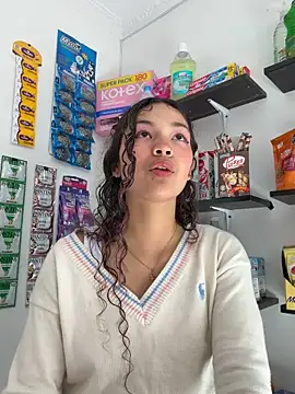 Camilla Miller01 online show from May 19, 7:43 pm