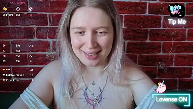 CitrusBlissss online show from April 7, 4:47 am