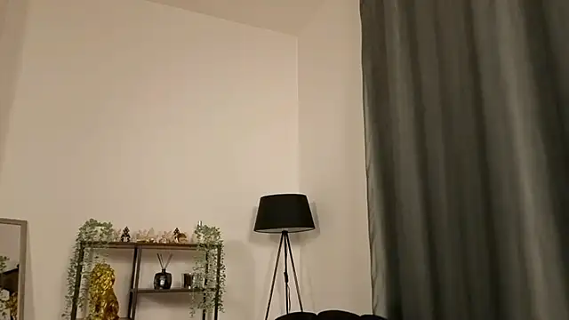 aerisblue online show from November 19, 7:14 pm