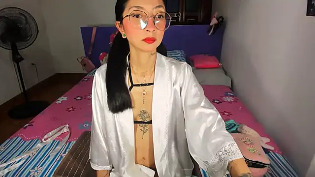 Anais lux online show from May 17, 11:59 pm