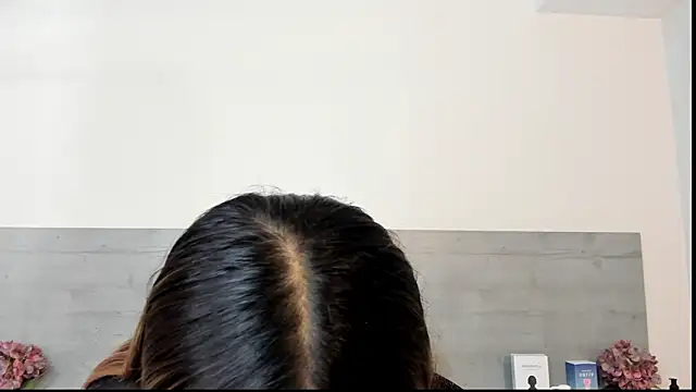 sunnyWhitee online show from March 26, 7:48 pm