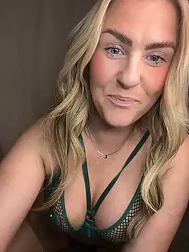 Charleigh xx online show from May 20, 9:23 pm