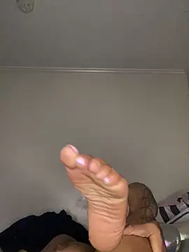 Snapshot of Sunflower_Synns chatting on September 28, 11:04 am Sunflower Synns online show from September 28, 11:04 am