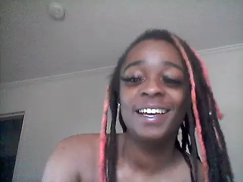 Snapshot of Sunflower_Synns chatting on September 14, 7:01 pm Sunflower Synns online show from September 14, 7:01 pm