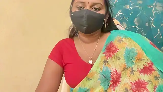Pavani-Sexy online show from May 4, 9:40 pm