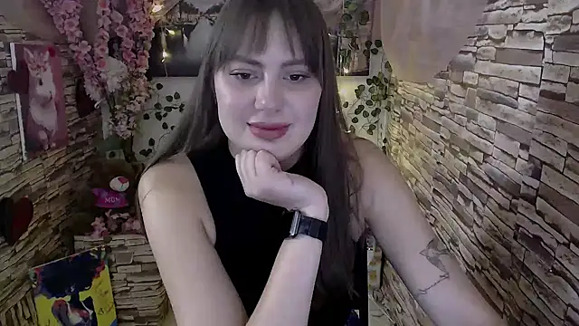 Amanda Bright  online show from October 9, 7:34 am