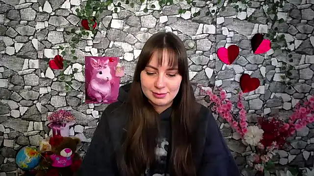 Amanda Bright  online show from February 3, 12:43 pm