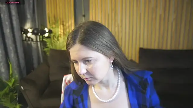 CraveeDoll online show from March 21, 7:41 pm