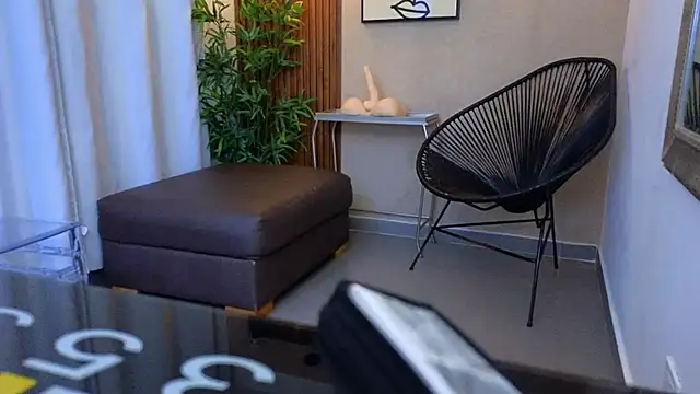 Lia Mar  online show from October 21, 6:12 pm