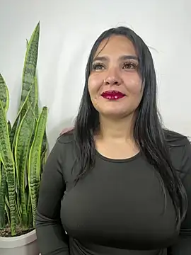 meli  brown online show from May 9, 10:23 pm