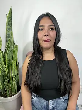 meli  brown online show from May 16, 1:30 am