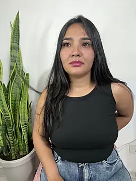 meli  brown online show from May 16, 1:19 am