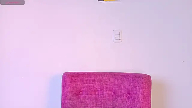 Snapshot of NATASHAA_WINZ chatting on September 17, 5:27 am NATASHAA WINZ online show from September 17, 5:27 am