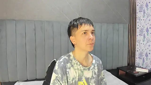  Hannah Hot online show from December 17, 1:55 am