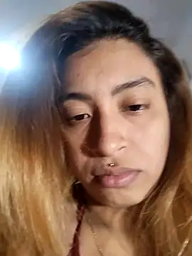 shanell saenz online show from May 5, 12:35 am