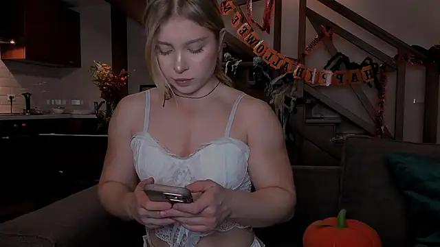 VanillaLivitski online show from October 22, 3:50 pm