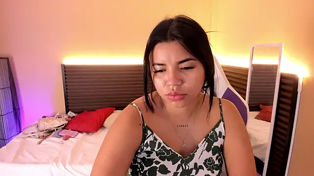 scarlett enjoy1 online show from January 9, 1:48 pm