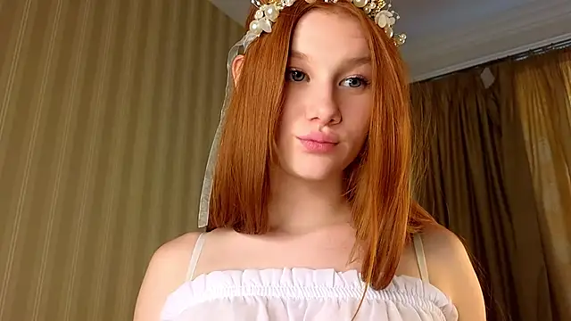Juuulia  online show from May 19, 1:51 pm