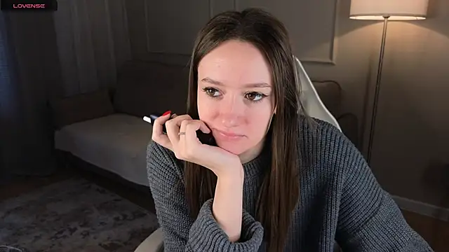 cutienaughtygirl online show from May 24, 7:18 am