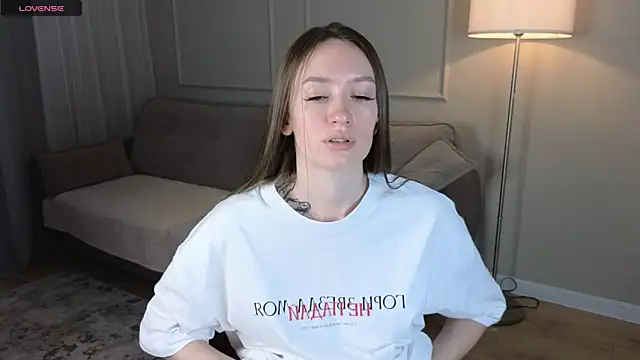 cutienaughtygirl online show from May 5, 6:27 am