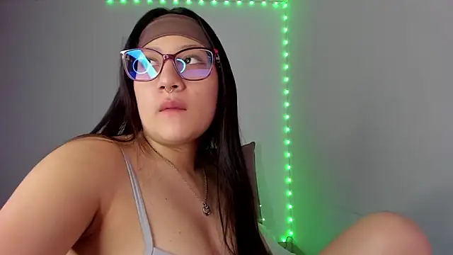 rouse red online show from September 17, 7:45 pm