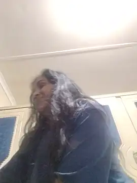 cute indianxo online show from May 16, 6:07 pm