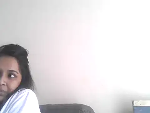cute indianxo online show from October 3, 11:04 am