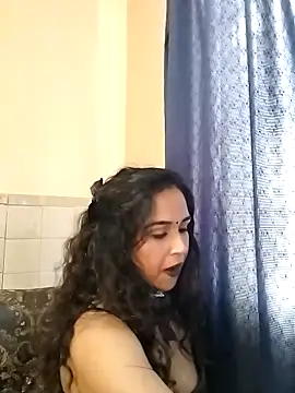 cute indianxo online show from May 19, 10:55 am