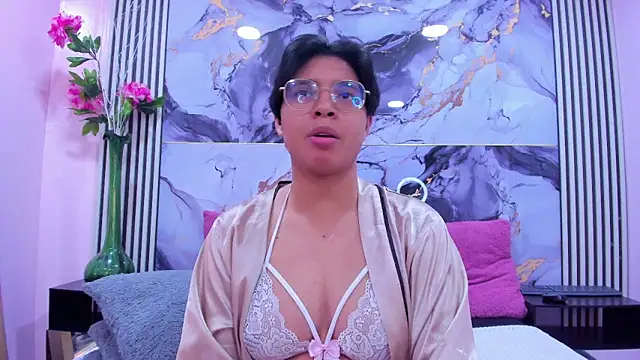 Emmaa Lex online show from September 21, 3:27 am