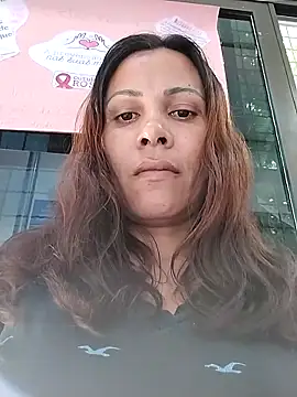 dyjaA online show from October 13, 12:19 pm