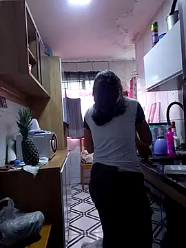 dyjaA online show from April 13, 8:09 pm