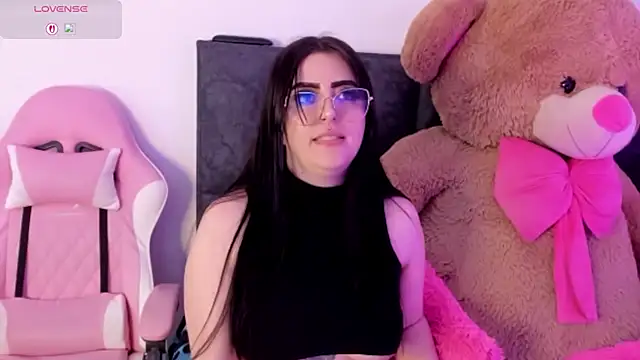 bellacruz3 online show from April 8, 7:49 pm