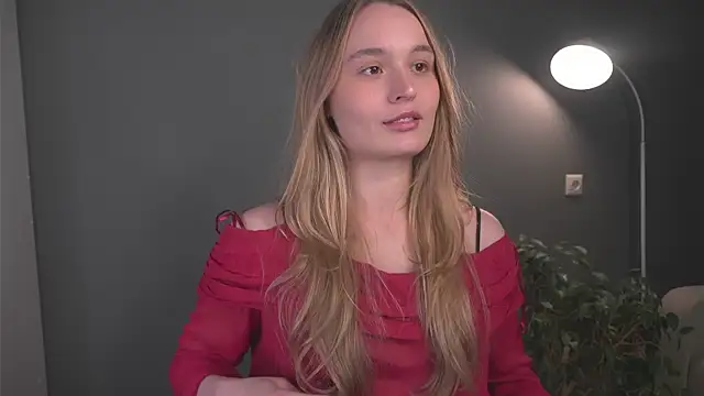 lisa schiele online show from December 16, 8:26 pm