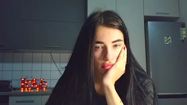 EvaMelnik online show from November 4, 6:02 pm