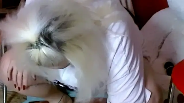 SquirtMilf00 online show from April 8, 4:58 am