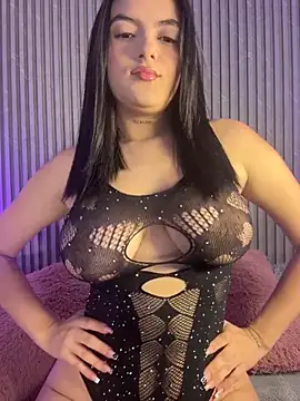 SOPHICOLLINS online show from May 20, 11:07 am