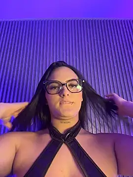 SOPHICOLLINS online show from May 15, 4:43 pm