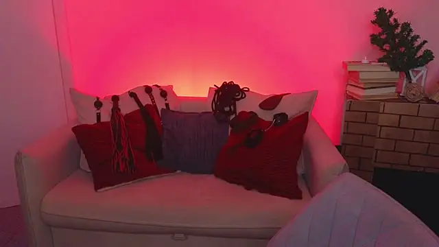 Mistress  Marcelline online show from December 18, 10:09 am