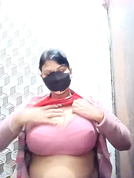 varnika online show from February 5, 3:04 pm