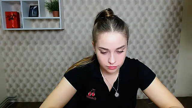  MillaDellf  online show from November 13, 9:52 am