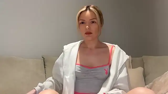 lolableux online show from October 16, 10:23 pm