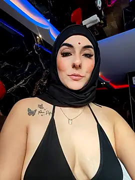 aisha samiri online show from September 22, 7:23 pm