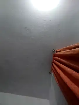 Valenn fernandez online show from May 16, 1:52 am