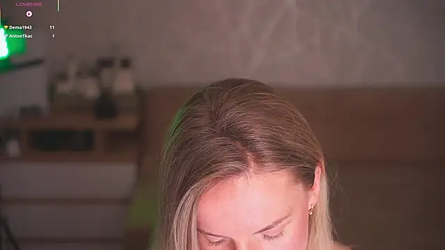 Vanille Mystery online show from May 14, 10:48 pm