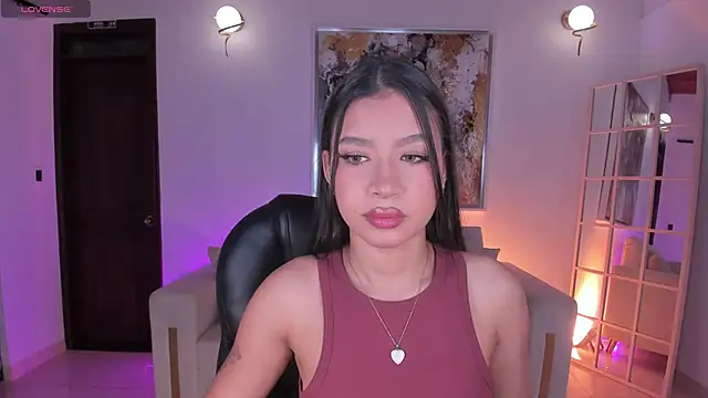 SophieHouston  online show from January 9, 4:06 am